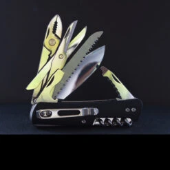 Boker Plus Tech Tool 4 -Petromaxi Shop 01BO806det7 44504.1594824473