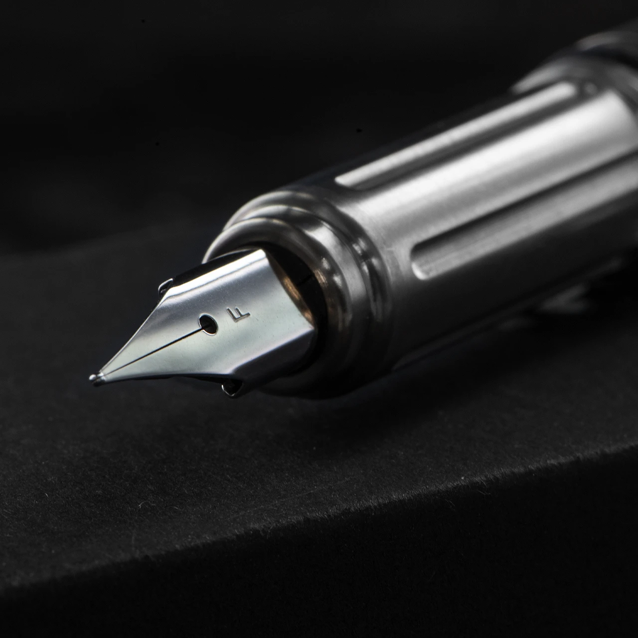 Boker Plus Tactical Fountain Pen 4 Boker Plus Tactical Fountain Pen - Image 2