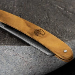 Boker "The Celebrated" Olive Razor -Petromaxi Shop 140327.3 65174.1651675341.1280.1280 61571.1651675363
