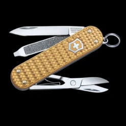 Victorinox Classic Precious Alox 17 Victorinox Classic Precious Alox -Petromaxi Shop BMC 062214011G 76017.1648227152.1280.1280 92134.1648227476