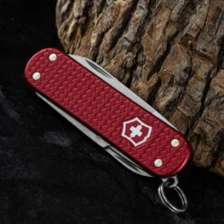 Victorinox Classic Precious Alox 19 Victorinox Classic Precious Alox -Petromaxi Shop BMC 06221401G.2 32933.1648563198