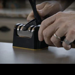 Work Sharp Pull Through Kitchen Sharpener -Petromaxi Shop K09DX296det2 27005.1651753805