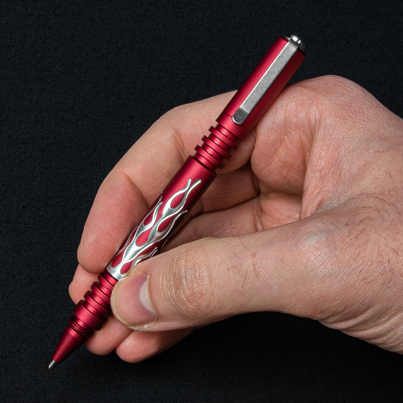 Hinderer Investigator Flames Aluminium Pen 3 Hinderer Investigator Flames Aluminium Pen