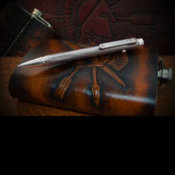 Spartan Blades "Grafi" Bare Titanium Pen -Petromaxi Shop SB SP2STdet 18663.1688996109.1280.1280 22055.1689087774