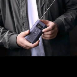 Nextool Hand Crank Radio -Petromaxi Shop nextoolradiodet2 03863.1672316039